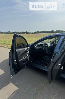 Седан Mazda 6 2016 в 