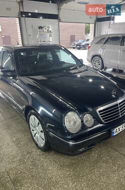 Седан Mercedes-Benz E-Class 2000 в Харкові