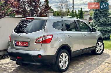 Позашляховик / Кросовер Nissan Qashqai+2 2012 в 