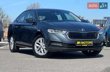 Ліфтбек Skoda Octavia 2021 в Києві