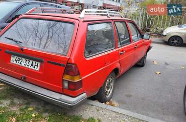 Універсал Volkswagen Passat 1984 в 