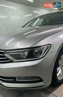 Універсал Volkswagen Passat 2015 в Полтаві